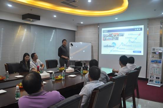 四川省乐山峨边县领导一行莅临mingbo明博(中国)参观指导