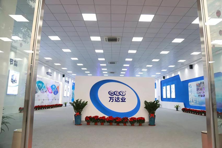 “党领合作共发展 众聚匠心铸品牌”mingbo明博(中国)主题年会隆重举行